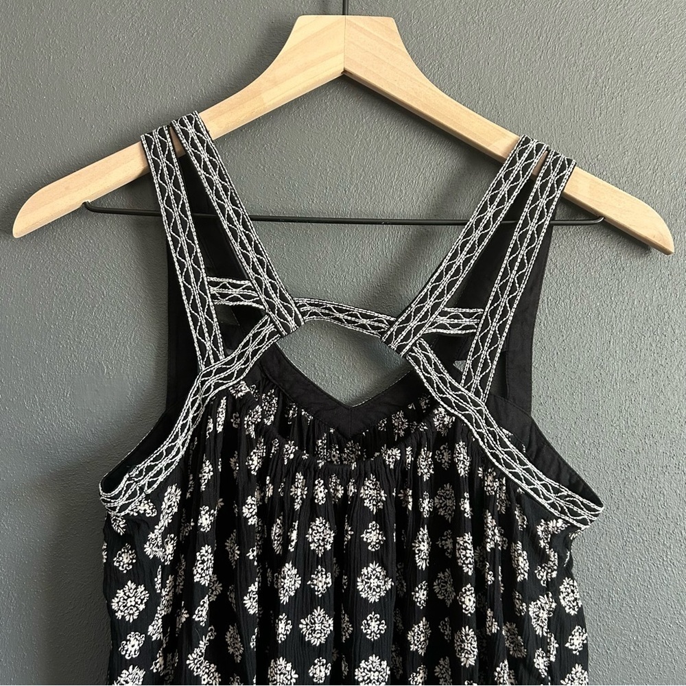 American Eagle Black & White Floral Print Bohemian Tank Top XS - Picture 6 of 8